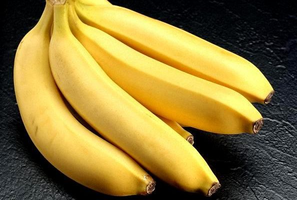 Ветка бананов. Правильное питание бананами.